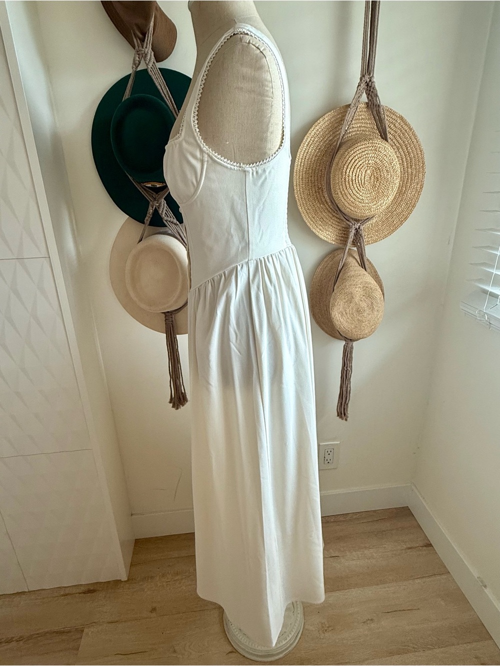 Rumored Antoinette Midi Dress | Cream - Picture 2 of 4